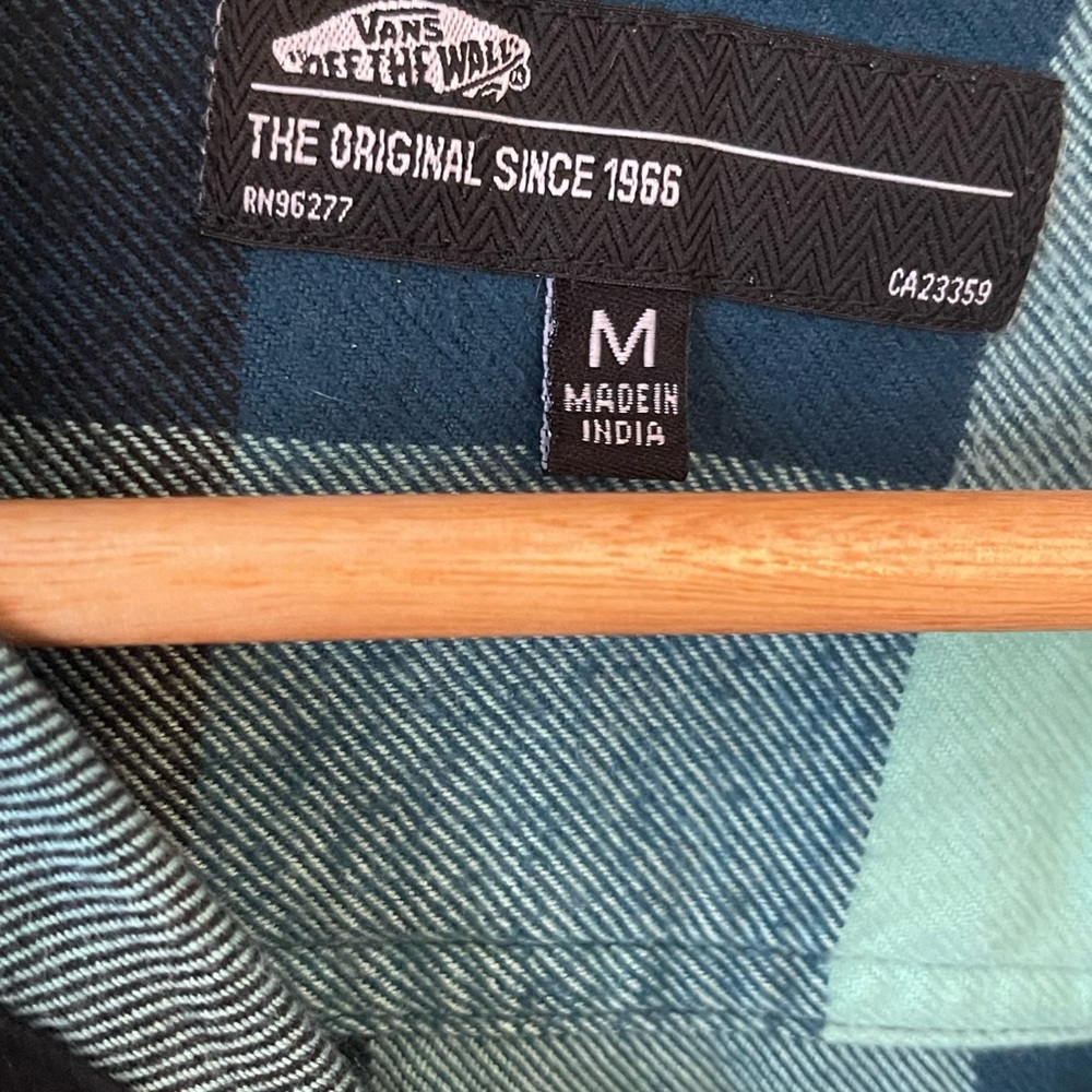 Vans flannel - Picture 3 of 3